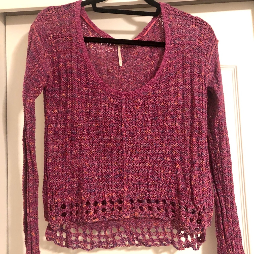 Free People Lightweight Knit Sweater \\ Size Small // Purple-Magenta Color
